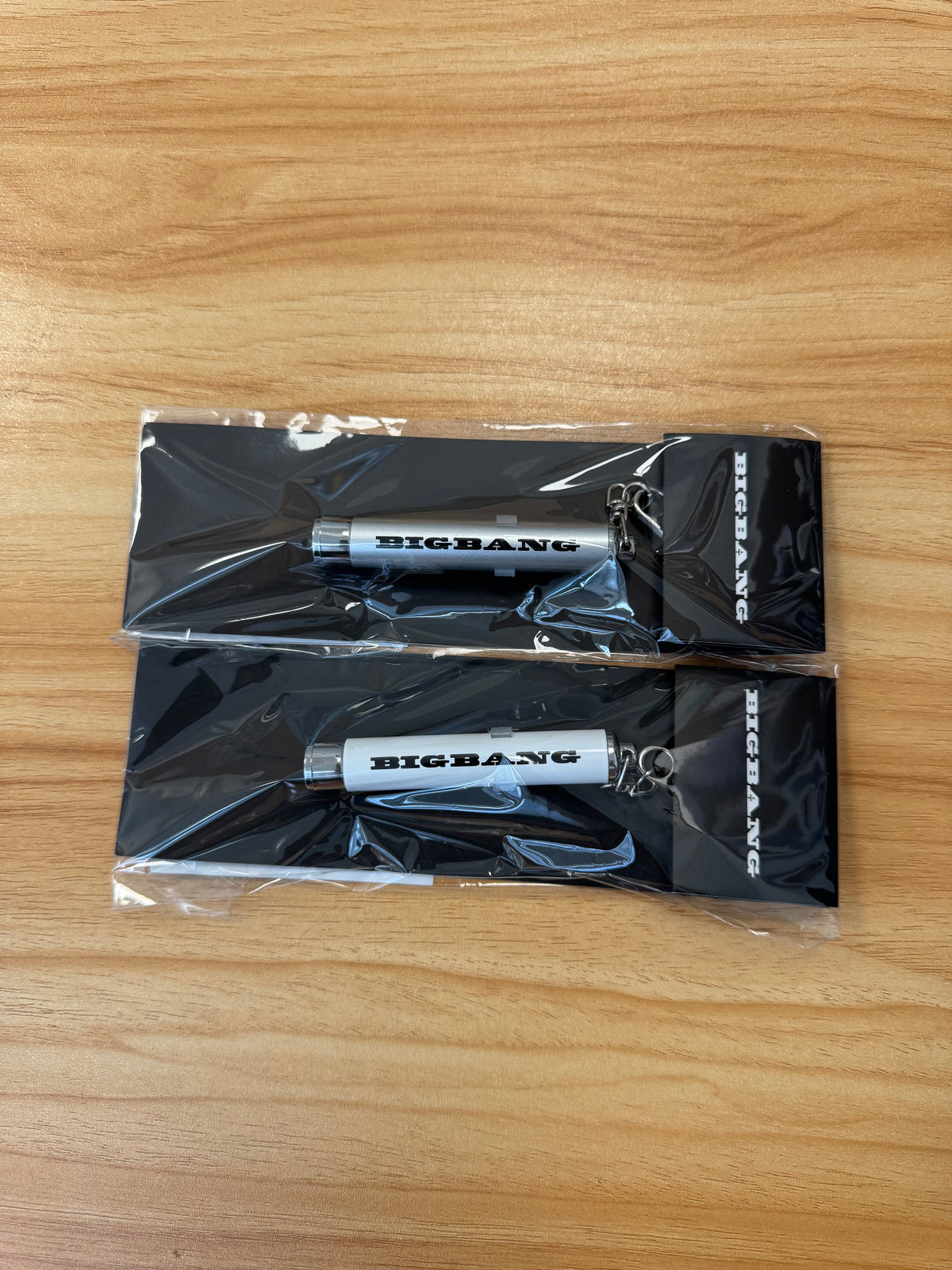 In-stock| BIGBANG LED KEYRING