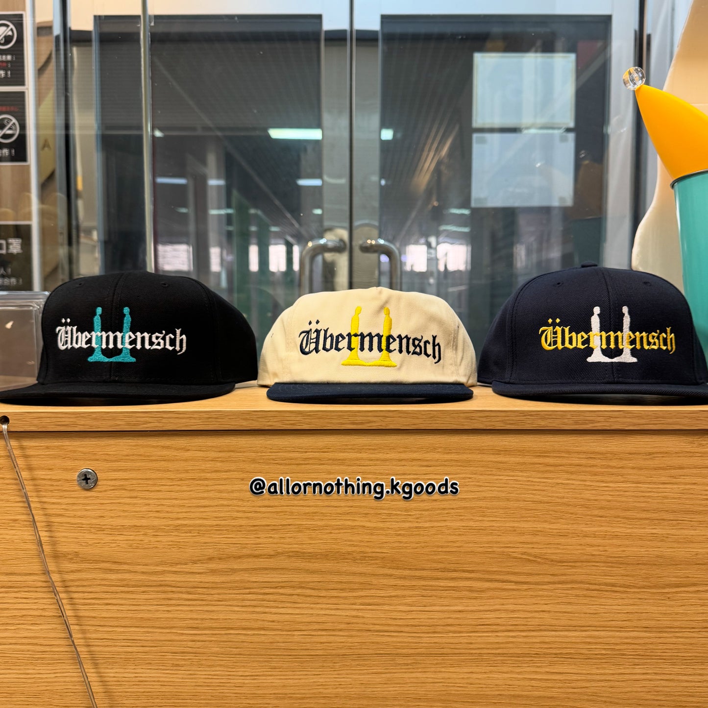 In-stock| Übermensch Snapback Hat