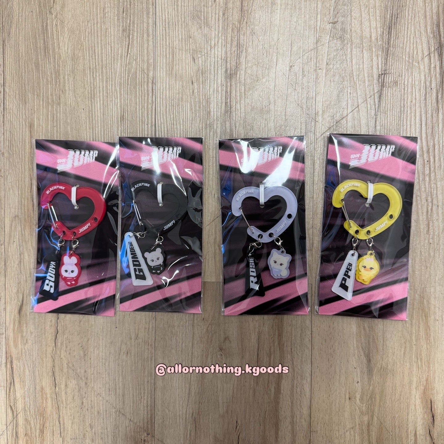 In-stock| [JUMP] BLACKPINK CHARACTER ACRYLIC CARABINER KEYRING